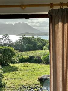 Tievemore - Connemara Bayfront Retreat