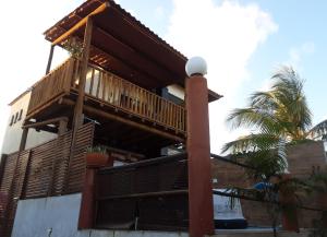 Chalé Beira-Mar com Piscina Privativa e Varanda em Barra do Jacuípe