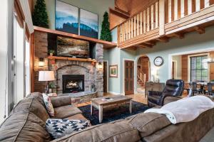 Smoky Summit Paradise