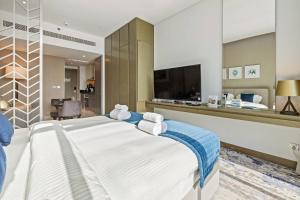 BLVD - Stunning Canal View - 5 Minutes from Burj Khalifa