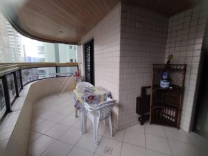 2 dormitórios, sacada gourmet, Aviação,1 min a pé da praia