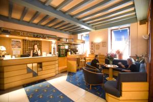 Hotels Hotel de Nevers : photos des chambres