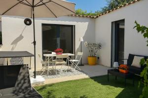 Maisons de vacances Maison moderne jardin piscine et parking prives, pres d-Aix Centre : photos des chambres