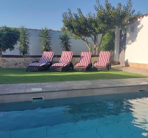 Countryside villa & private Covered Pool