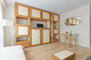 Appartements CASTEL SAINT CLAIR Magnifique Studio plein centre avec Parking : photos des chambres