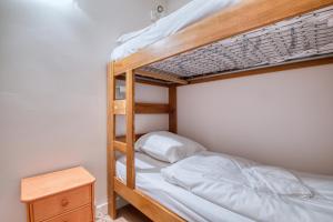 Appartements CASTEL SAINT CLAIR Magnifique Studio plein centre avec Parking : photos des chambres