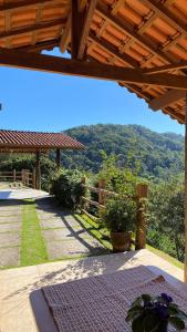 Casa em Santo A do Pinhal, vizinha à Campos do Jordão