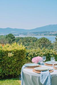 Just Like Home - Casa dos Pinheiros