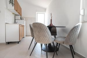 Apartments Amelie Ražanj