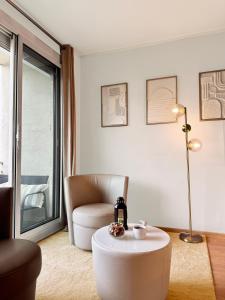 Stylish Studio w Balcony in 16th - Eiffel Tower