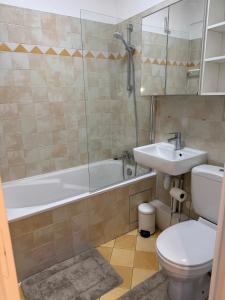 Stylish Studio w Balcony in 16th - Eiffel Tower