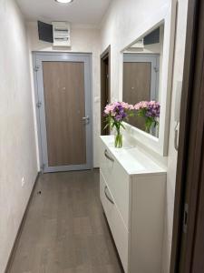 Njaro Del Mar Studio 13