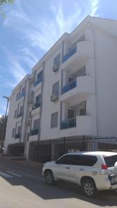 Njaro Del Mar Studio 13