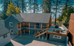 #9 Lakeside Location Beach Access View BalconyDog