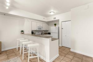 Shores of Panama Beachfront 2nd Floor Unit 208! No elevators needed!