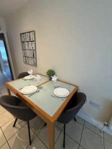 Waterlane Apartments