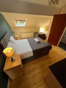 Waterlane Apartments