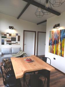 Cabaña Kunl Villa La Angostura moderna y accesible