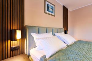 Family friendly house with a swimming pool Karlovac - 22371