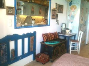 Oneiro Beach Bungalow Studio Milos Greece