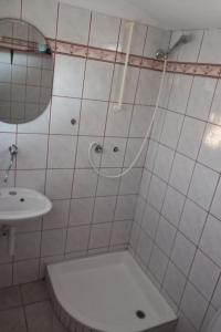 Secluded fishermans cottage Cove Zizanj, Pasman - 24722