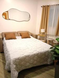 Cozy 1-BR Condo in Antara Residences