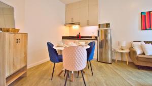 Cozy 1-BR Condo in Antara Residences