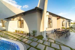 The Querencia Calma New Pool villa