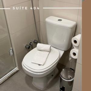 Flat Conforto Amplo com Piscina Climatizada - 404