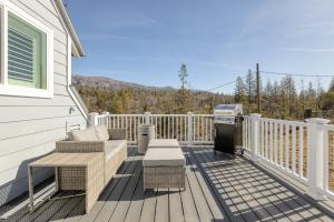 Mountain View Apartment