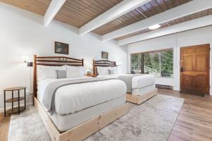 Camp Nelson Lodge Room 2 - 3hvězdičkové hotely ve městě Ponderosa