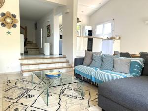 Villa spacieuse avec piscine privative à Bormes-les-Mimosas - FR-1-251-867