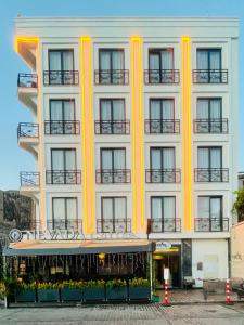 Cetin Port Hotel