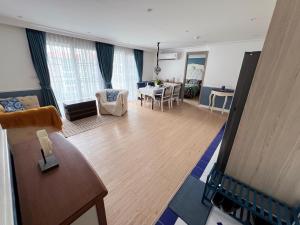 Seven Seas Cote DAzur