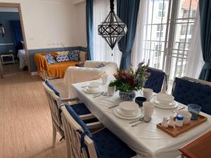 Seven Seas Cote DAzur