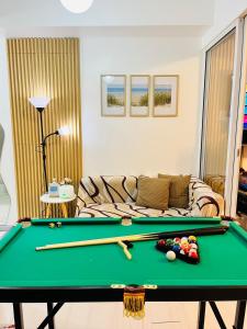 Azure Beach View with Balcony PS4 Billiards