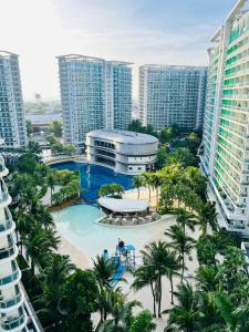 Azure Beach View with Balcony PS4 Billiards