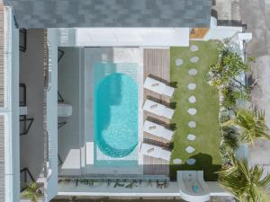Villa SANKARA - Rooftop 3BR Villa with Brasero & Cinema - Sunset view - Canggu Beach