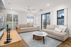 La Famiglia, Huskisson