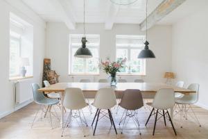 Relax In The Old Vicarage On Eiderstedt - 3hvězdičkové hotely ve městě Tetenbüll