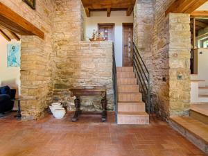 Villa in Borgo Pace with Private Pool