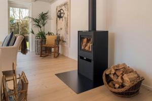 Modern Holiday HomeIndoor And Outdoor Merge