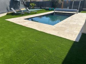 Maisons de vacances VILLA PISCINE 12 PERSONNE DANS LE Gard : photos des chambres