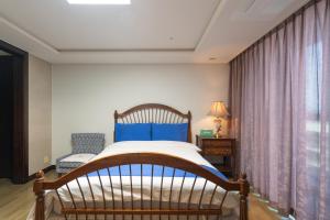 On the Beach for big family & Bexco