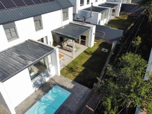 Boardwalk Hideaway 27 - Luxe 3BD w Pool