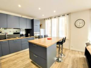 Appartements Une halte, Proche Notre-Dame : photos des chambres
