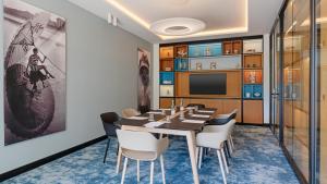 Hotels Holiday Inn Nice - Port St Laurent by IHG : photos des chambres