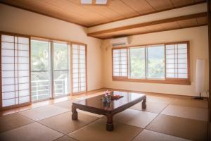 Beach house in Yonehara - Top flat & Rooftop Terrace