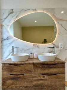 Maisons de vacances Le Candie Noble Alencon : photos des chambres