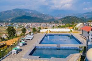 Capital O 653 Seven Lakes Resort